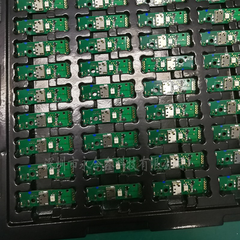 防靜電吸塑托盤(pán) 防靜電吸塑托盤(pán)